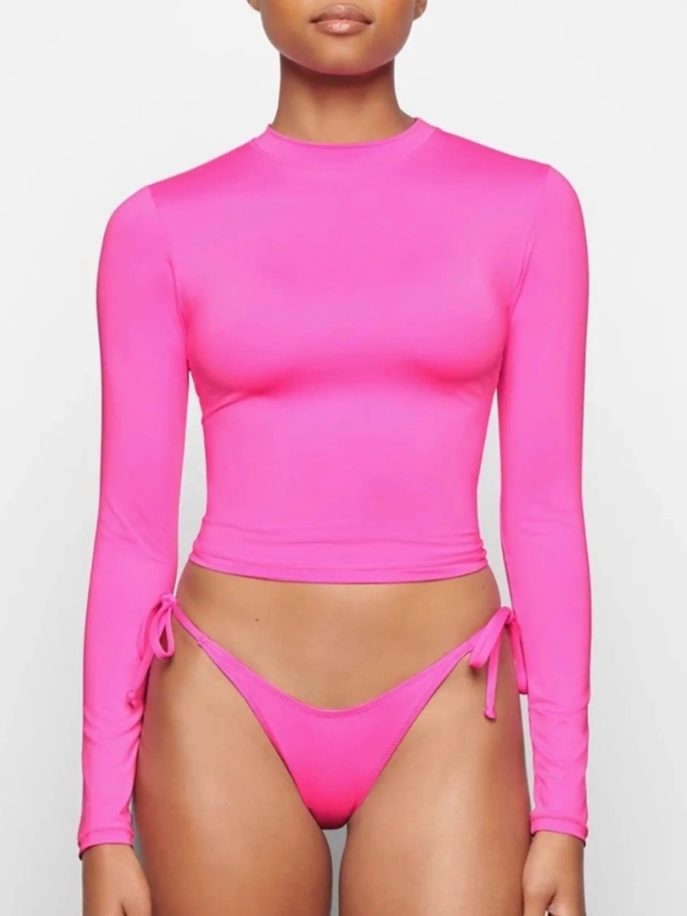 🔥SKIMS Longsleeve Swim in TAFFY Size MEDIUM